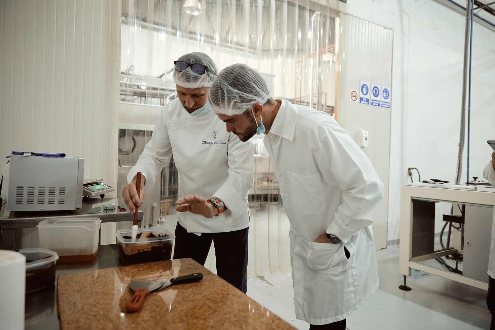 Philippe Chatelain et Julien Louis à l'atelier